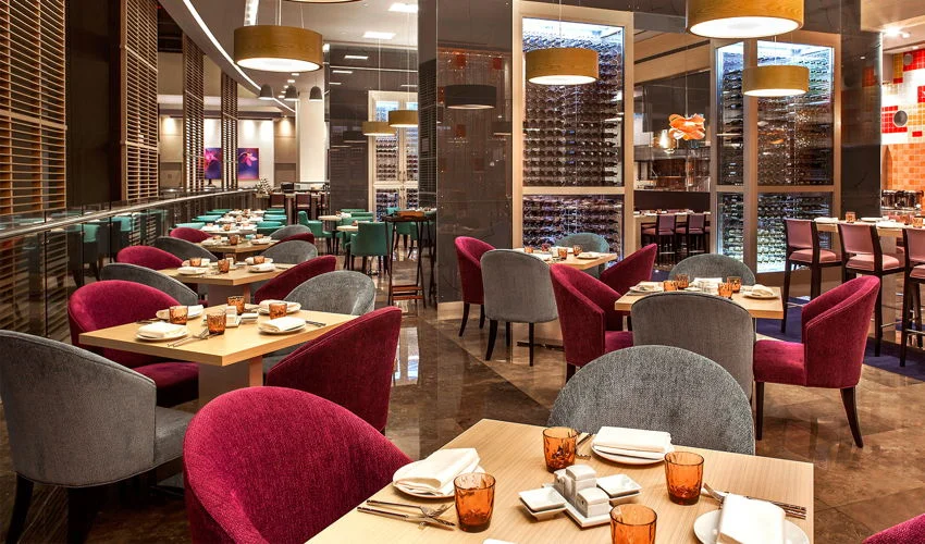 Teatro Downtown serves Italian, Japanese, Indian, Asian meals. 